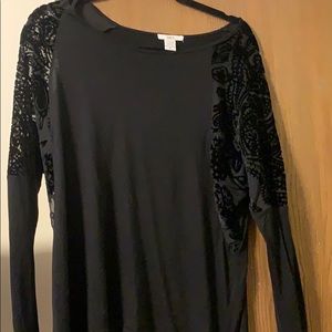 Black Long sleeve top w/ velvet off the shoulder